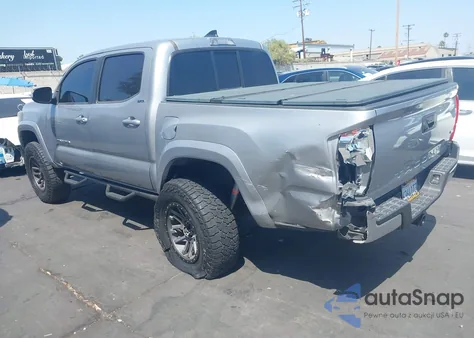 2017 Toyota Tacoma Sr5 V6 z USA, uszkodzony, nr VIN 3TMAZ5CN8HM037644